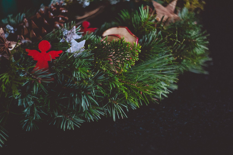 Pre-Lit Christmas Trees and Wreaths: Perfect Decor